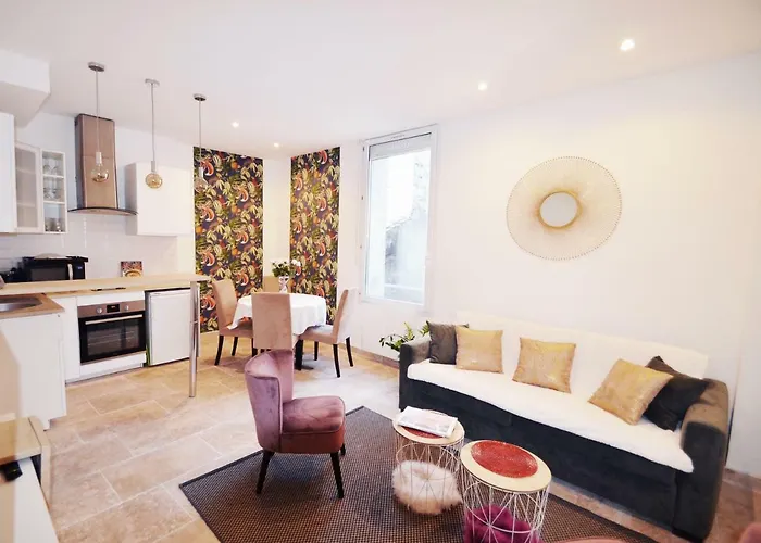 T2 Centre Historique Apartman *